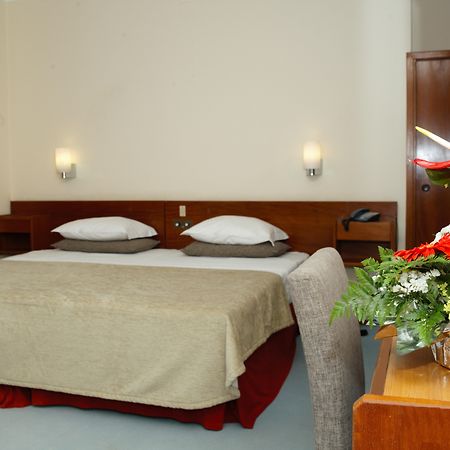 Cheerfulway Bravamar Hotel ريبيرا برافا المظهر الخارجي الصورة